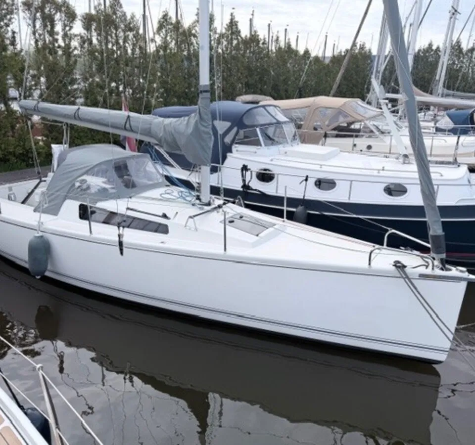 Pointer 25 (2015) – sportieve daysailer met ondiepe kiel - Foto 1