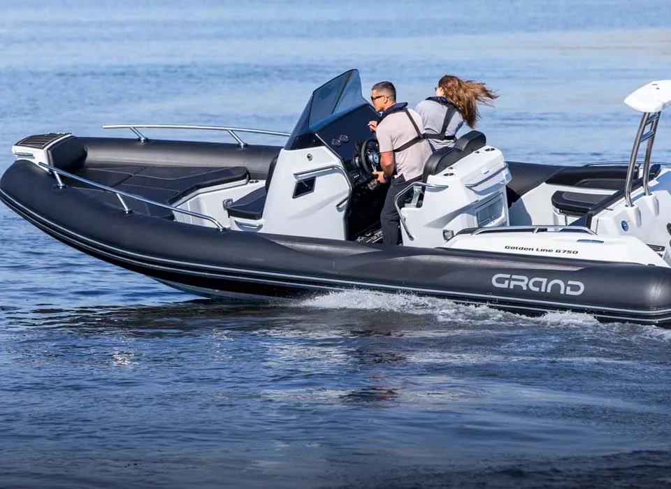 Grand Golden Line G750 2025 – Ruime familie-RIB met V-bodem - Foto 3