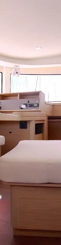 Lagoon 42 2024 – catamaran met 142 motoruren en 3 hutten - Foto 4