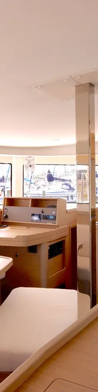 Lagoon 42 2024 – catamaran met 142 motoruren en 3 hutten - Foto 7