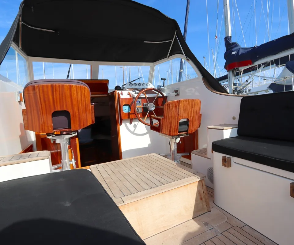 St Tropez 920 2005 – snel motorjacht met vlakke diepgang - Foto 3