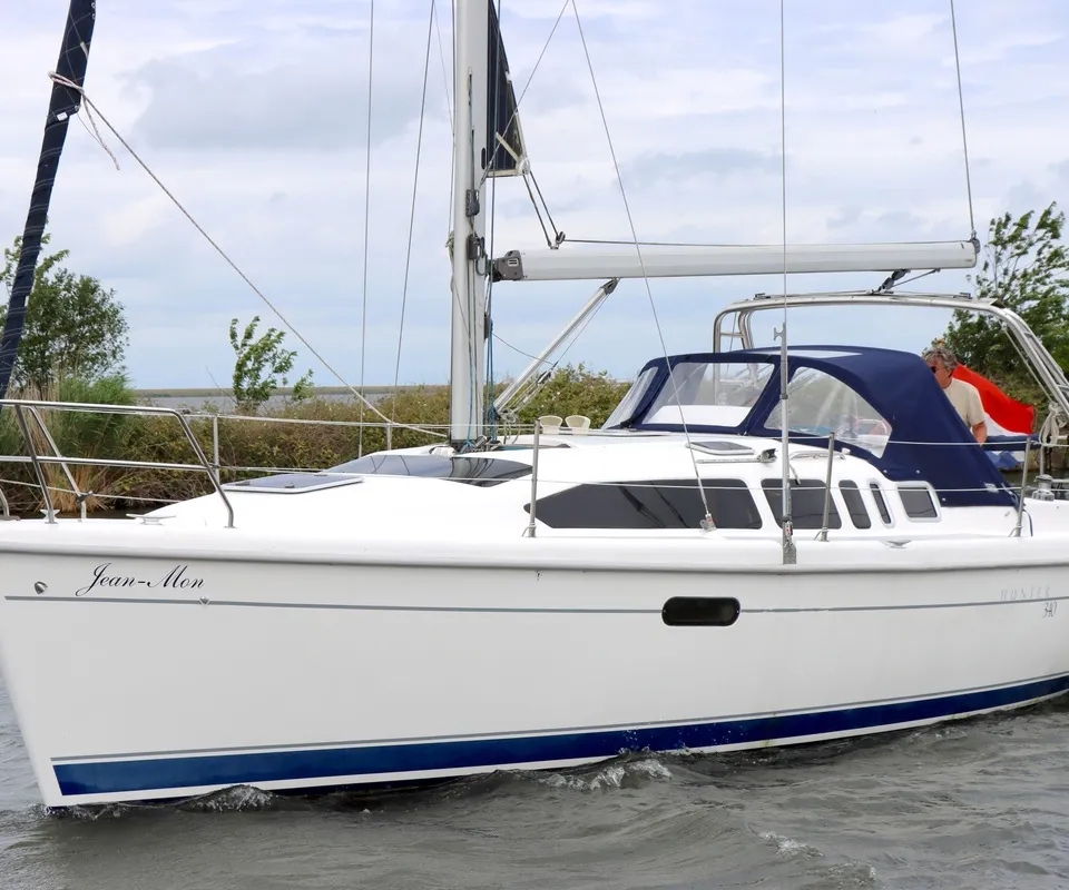 Hunter 340 2000 – vleugelkiel en ruime indeling - Foto 1