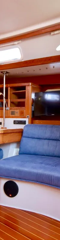 Catalina 42 MK II 1998 – vleugelkiel, ruim interieur - Foto 20