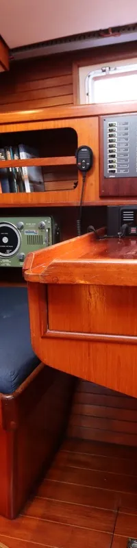 Trintella 38 uit 1978 – klassiek Van de Stadt-ontwerp - Foto 4