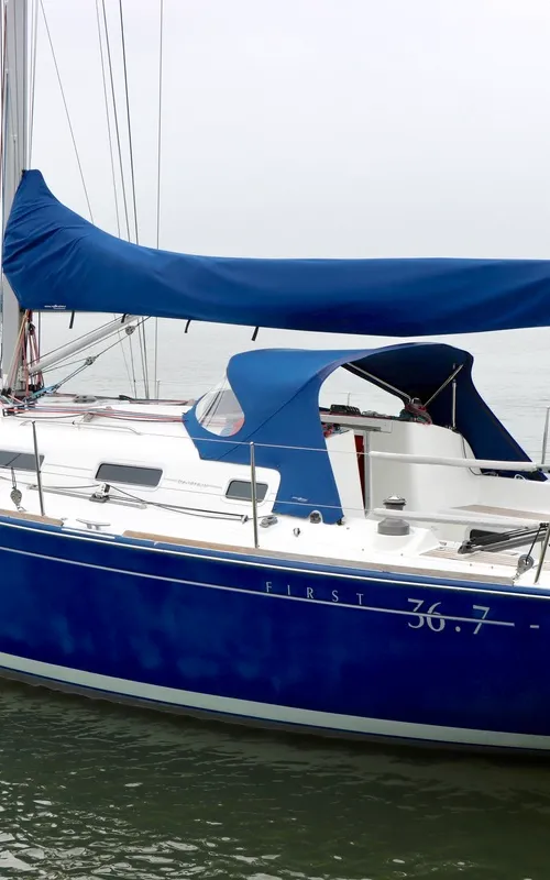 Boot van de Week: Beneteau First 36.7 Performance 2002 – snel en compleet (2002)