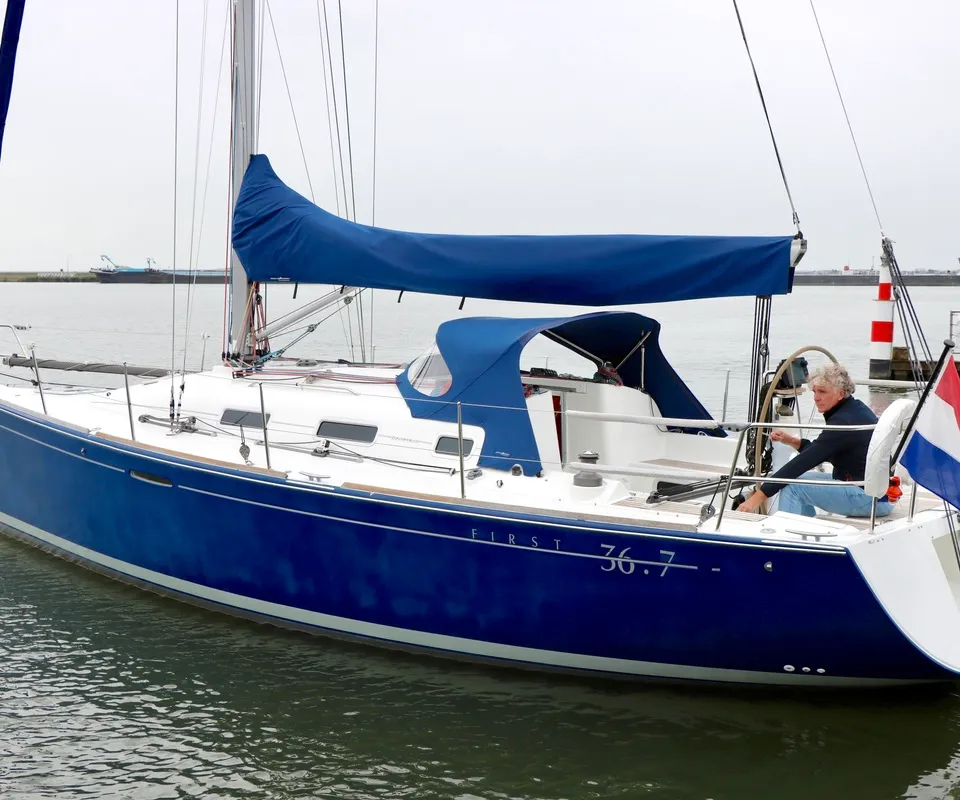 Beneteau First 36.7 Performance 2002 – snel en compleet - Foto 1