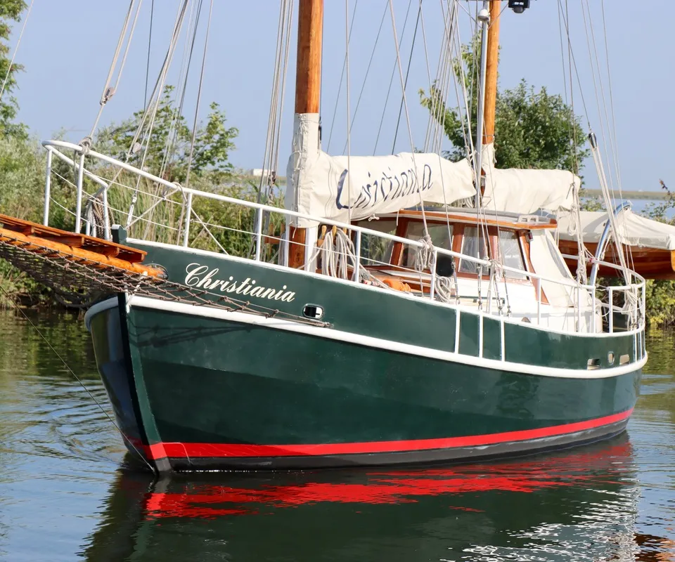 Colin Archer Noorse Jol 1980 – 14m zeewaardig stalen zeiljacht - Foto 1