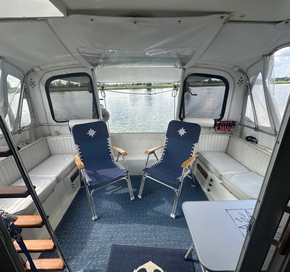 Fairline Corniche 31 (1985) – Sportief motorjacht met dubbele motor - Foto 2