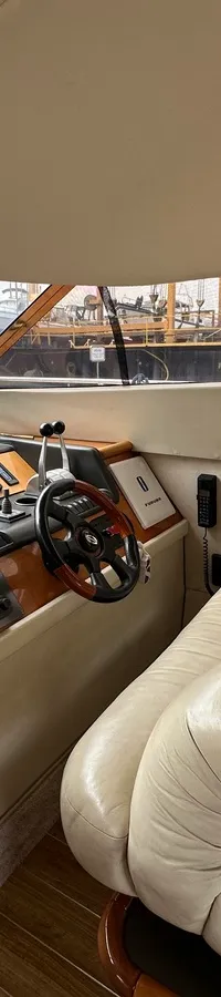 Sunseeker Manhattan 48 1997 – Sportief flybridge motorjacht - Foto 13