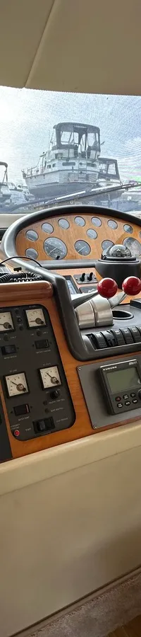 Sunseeker Manhattan 48 1997 – Sportief flybridge motorjacht - Foto 9