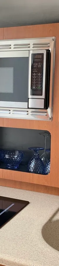 Crownline 280 CR 2010 – Sportieve daycruiser met hut - Foto 6
