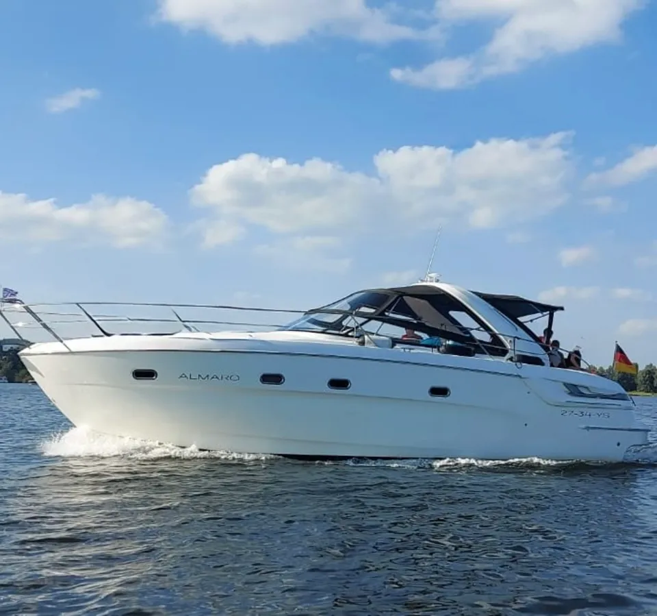Bavaria 38 Sport 2010 – twin-Volvo sportcruiser - Foto 1