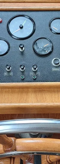Combi Kotter GSAK 1985 – Stalen zeebonk met 40 motoruren - Foto 9