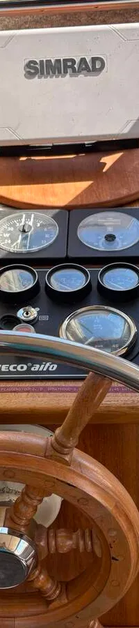 Succes 850 SD motorjacht 1990 – stalen kruiser met vleugelkiel - Foto 9