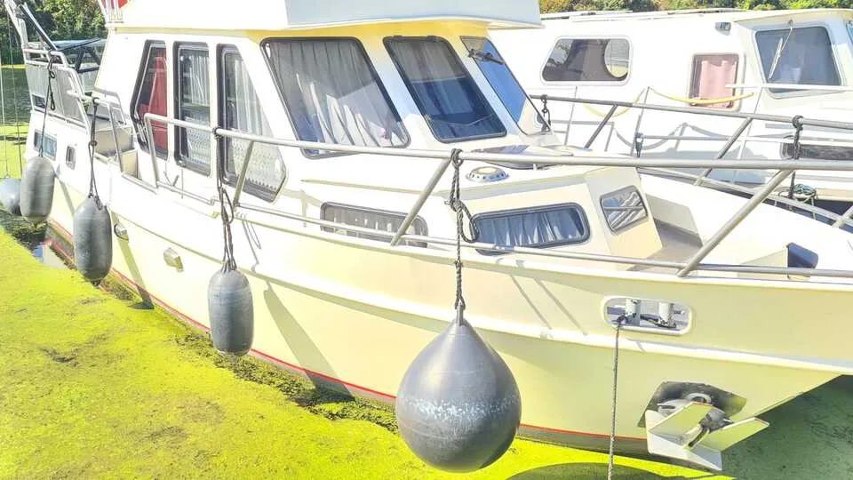 Beachcraft Fly 1980 – stalen kruiser met flybridge - Foto 2