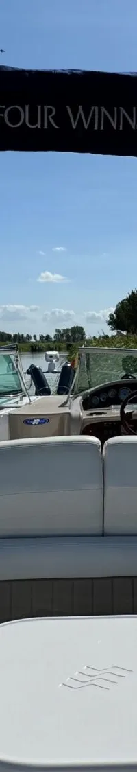 Four Winns 248 Vista 2005 – trailerbaar cruiser met hal-opslag - Foto 9