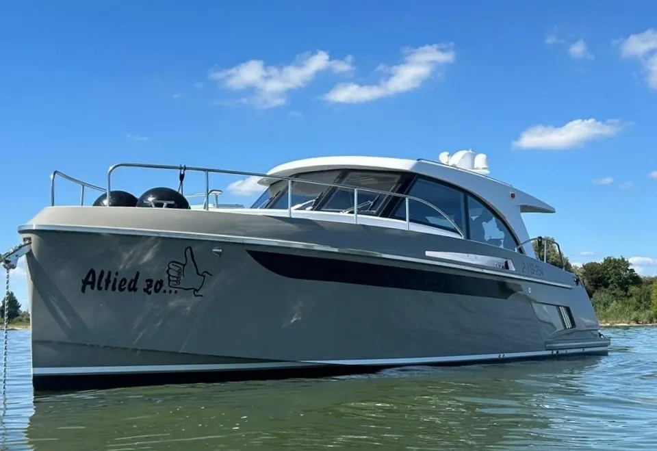 Concordia 110 Sedan Paviljoen 2022 – aluminium kuipjacht met elektrisch dak - Foto 3