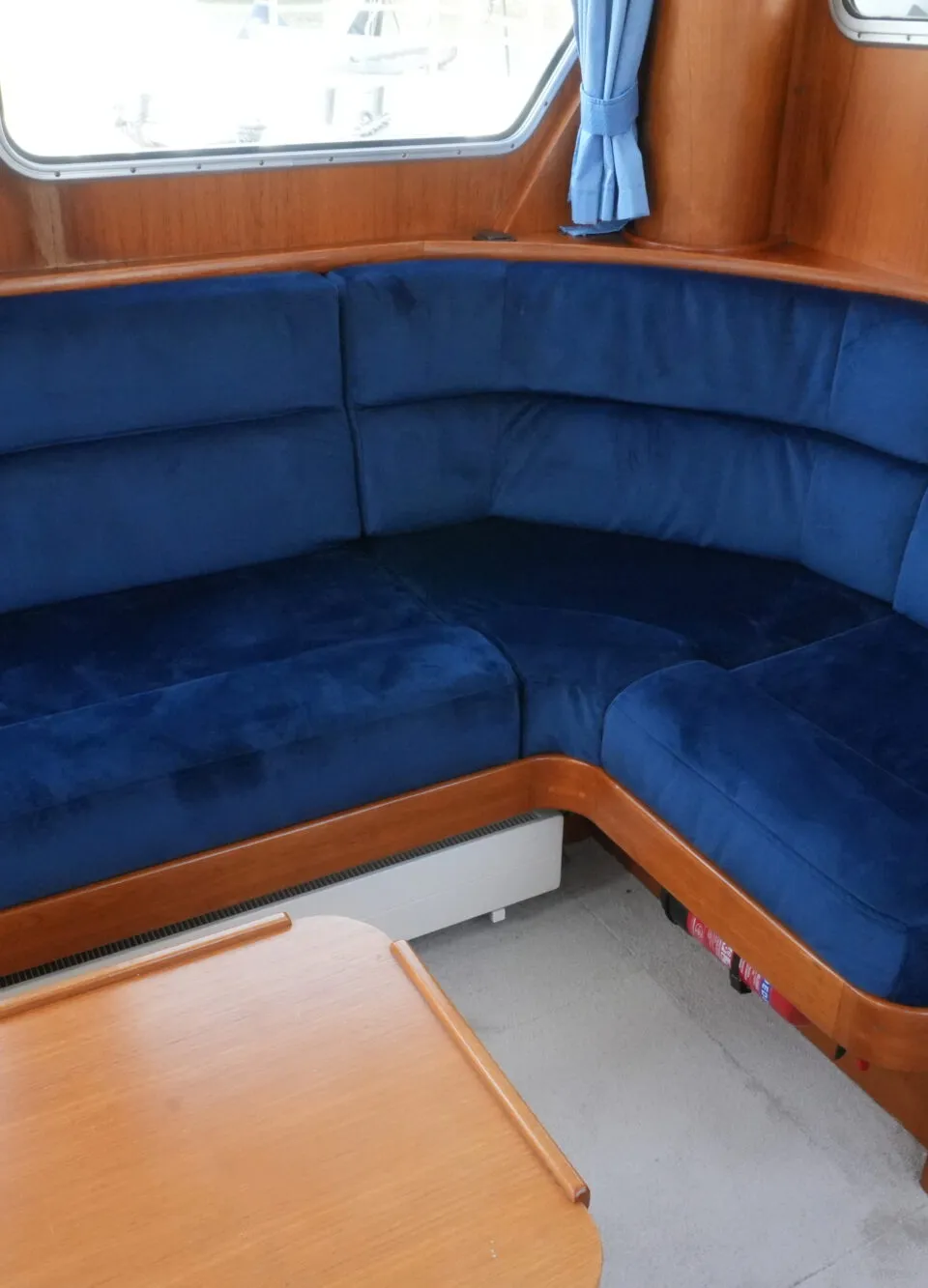 Monty Bank Kotter 41 AK Cabrio 1993 – Stalen kotter met 6 kojen - Foto 2