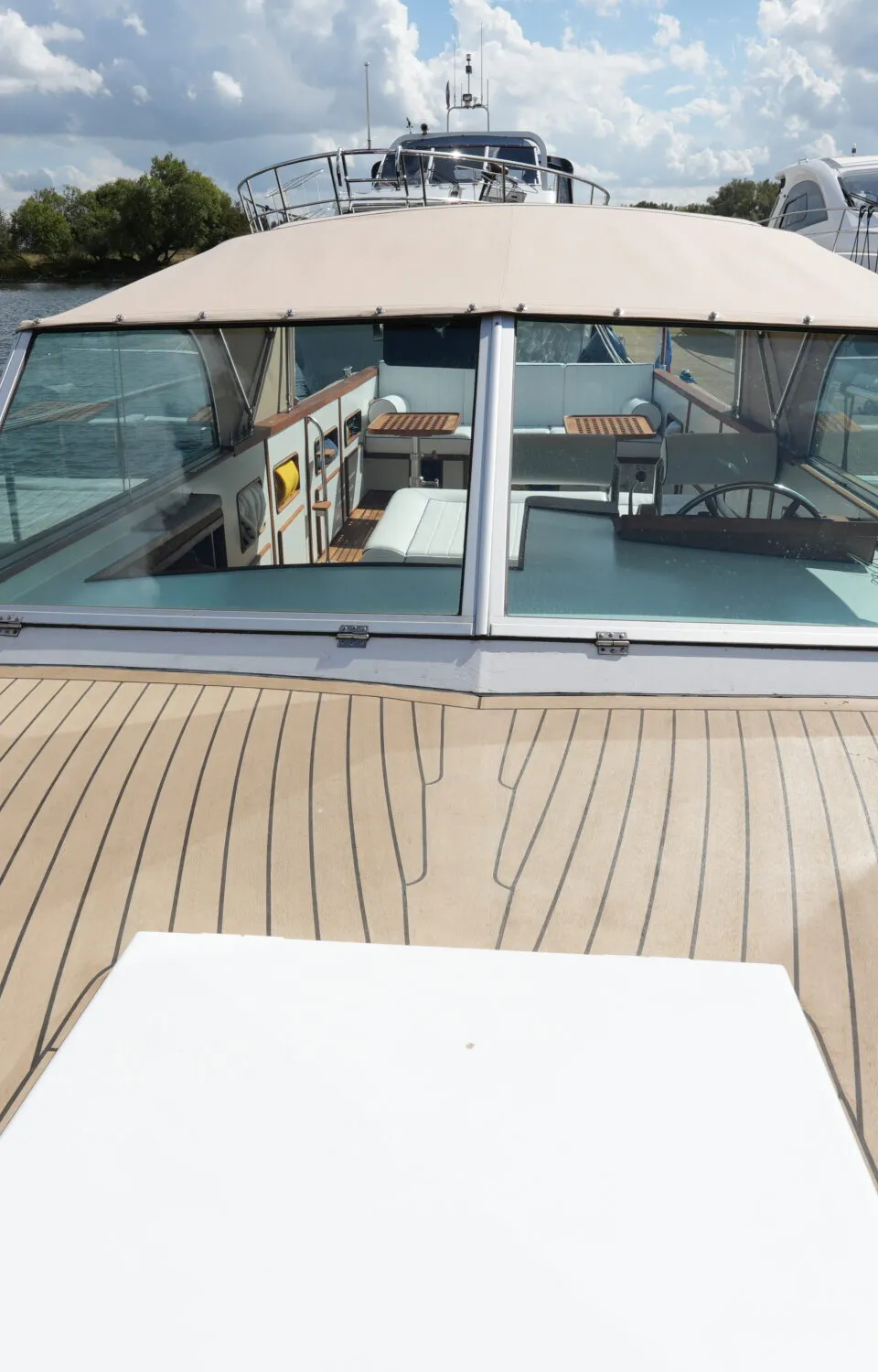 Super van Craft 10.60 1960 – stalen cabinsloep refit 2023 - Foto 3