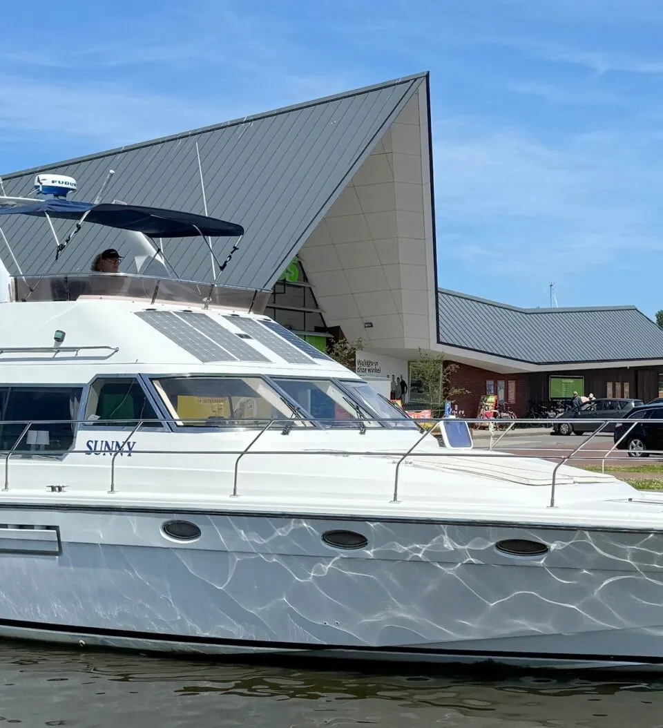Whitewater Wolfe 46 Flybridge 1990 – Zeewaardig met dubbele besturing - Foto 1