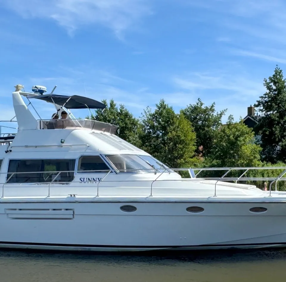 Whitewater Wolfe 46 Flybridge 1990 – Zeewaardig met dubbele besturing - Foto 2