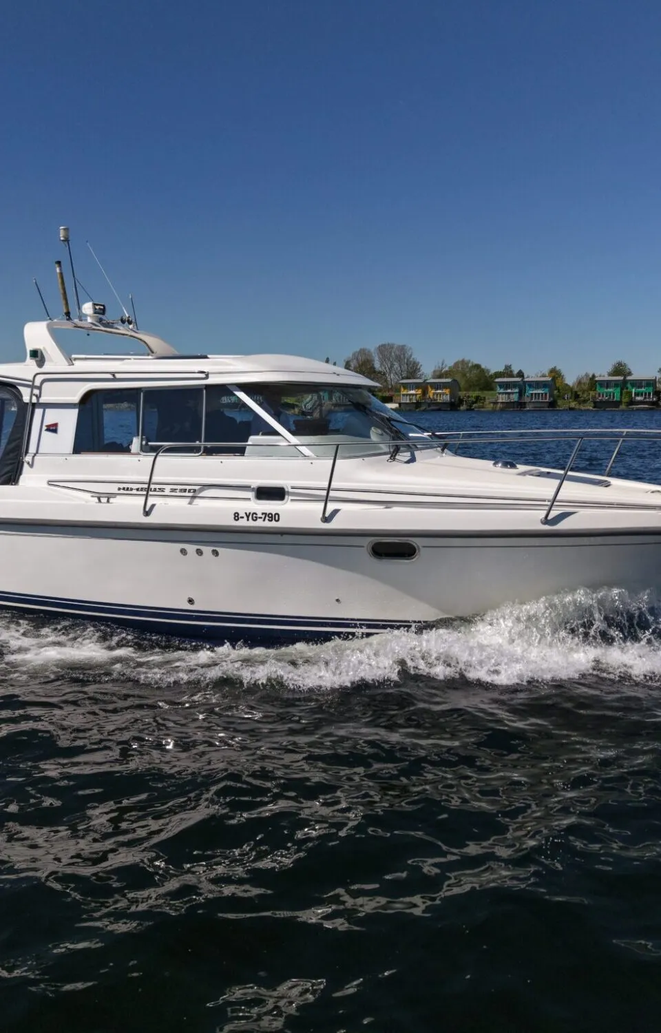 Nimbus 280 Coupé 2000 – degelijk cruiser met twee hutten - Foto 1
