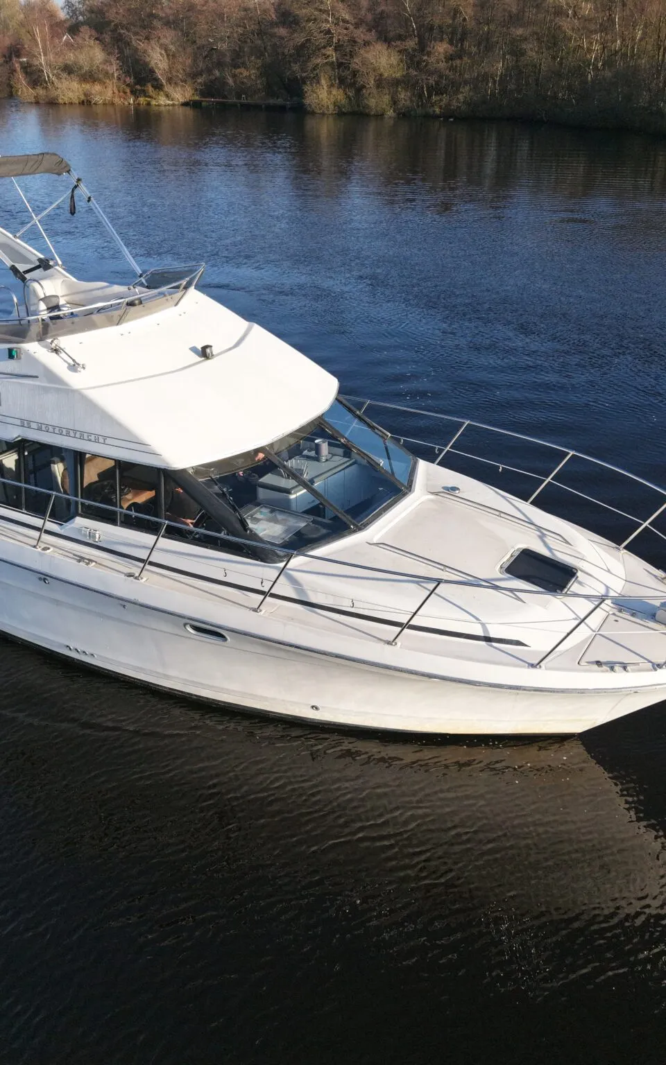 Bayliner 3688 Flybridge 1992 – royale cruiser met twee stuurstanden - Foto 2