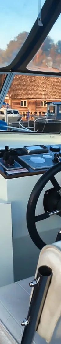 Aventura 34 AK Cabrio 2012 – robuuste kajuitboot met achterkajuit - Foto 23