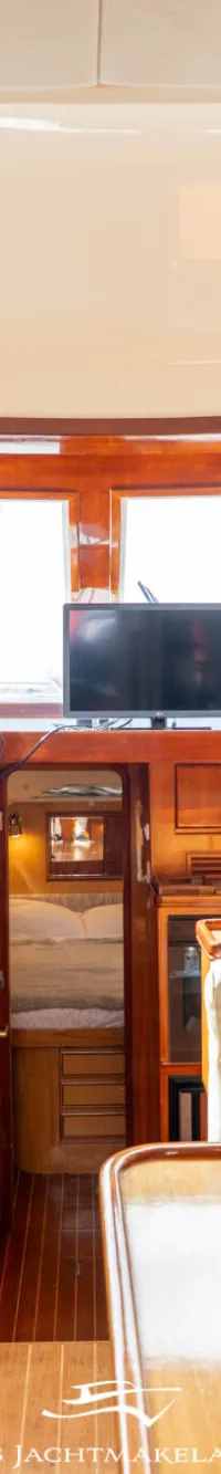 Astor 37 Flybridge 1996 – ruim sportjacht met twee hutten - Foto 2