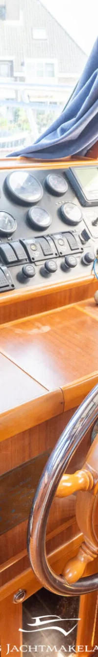 Baltic Trawler 40 Flybridge 2008 – Massief kersen interieur - Foto 12