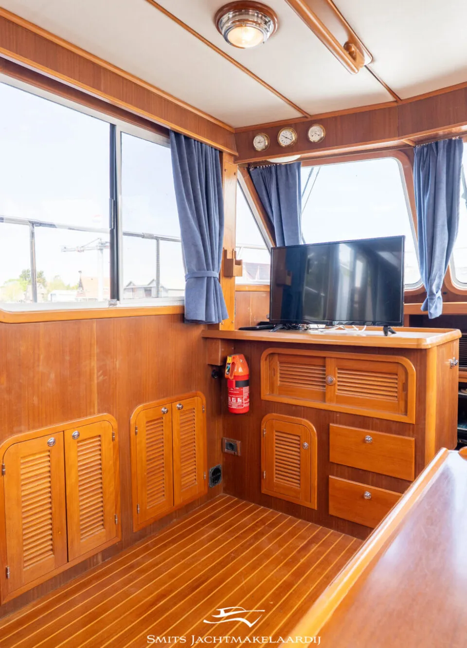 Baltic Trawler 40 Flybridge 2008 – Massief kersen interieur - Foto 3
