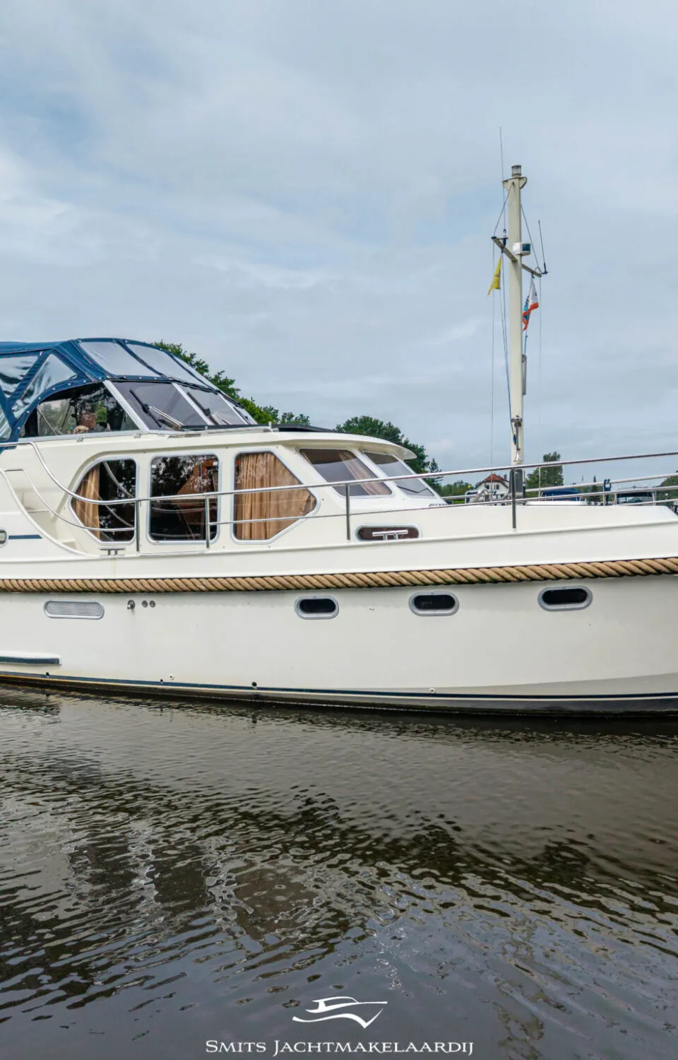 Abim 118 Classic XL 2005 – stalen achterkajuiter met boeg- en hekschroef - Foto 1