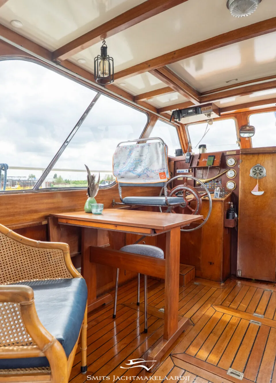 Haringvliet Kruiser 11.30 1960 – nieuwe motor, binnenvaart-ready - Foto 3