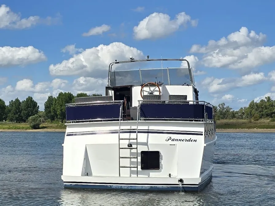 Marhen Kruiser 15.00 AK Cabrio 2004 – Ruim woonschip met mahonie afwerking - Foto 2