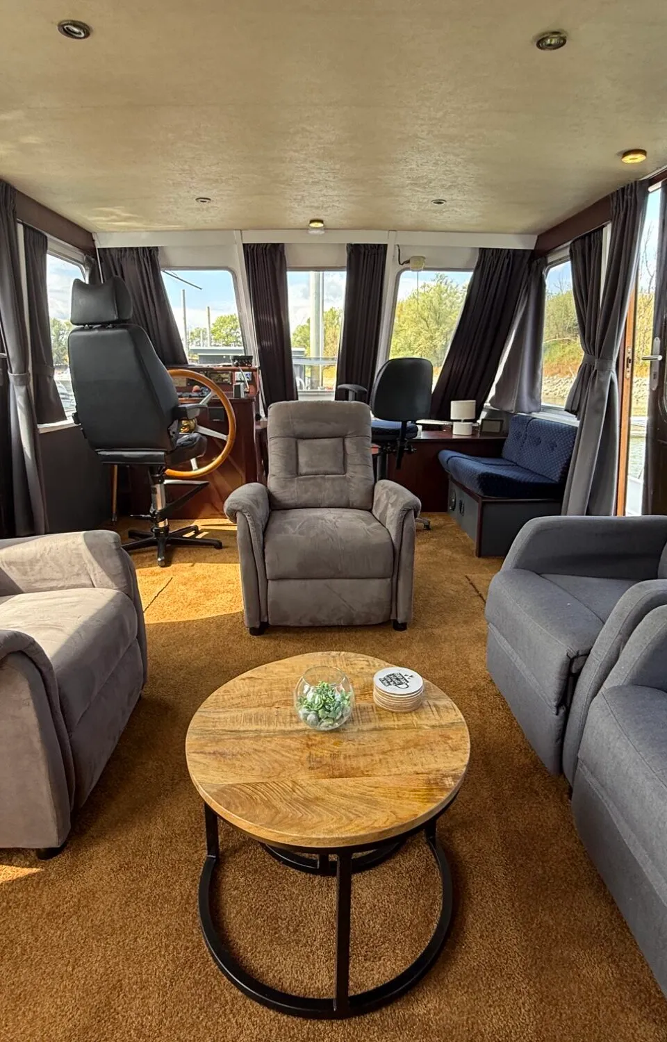Marhen Kruiser 15.00 AK Cabrio 2004 – Ruim woonschip met mahonie afwerking - Foto 3