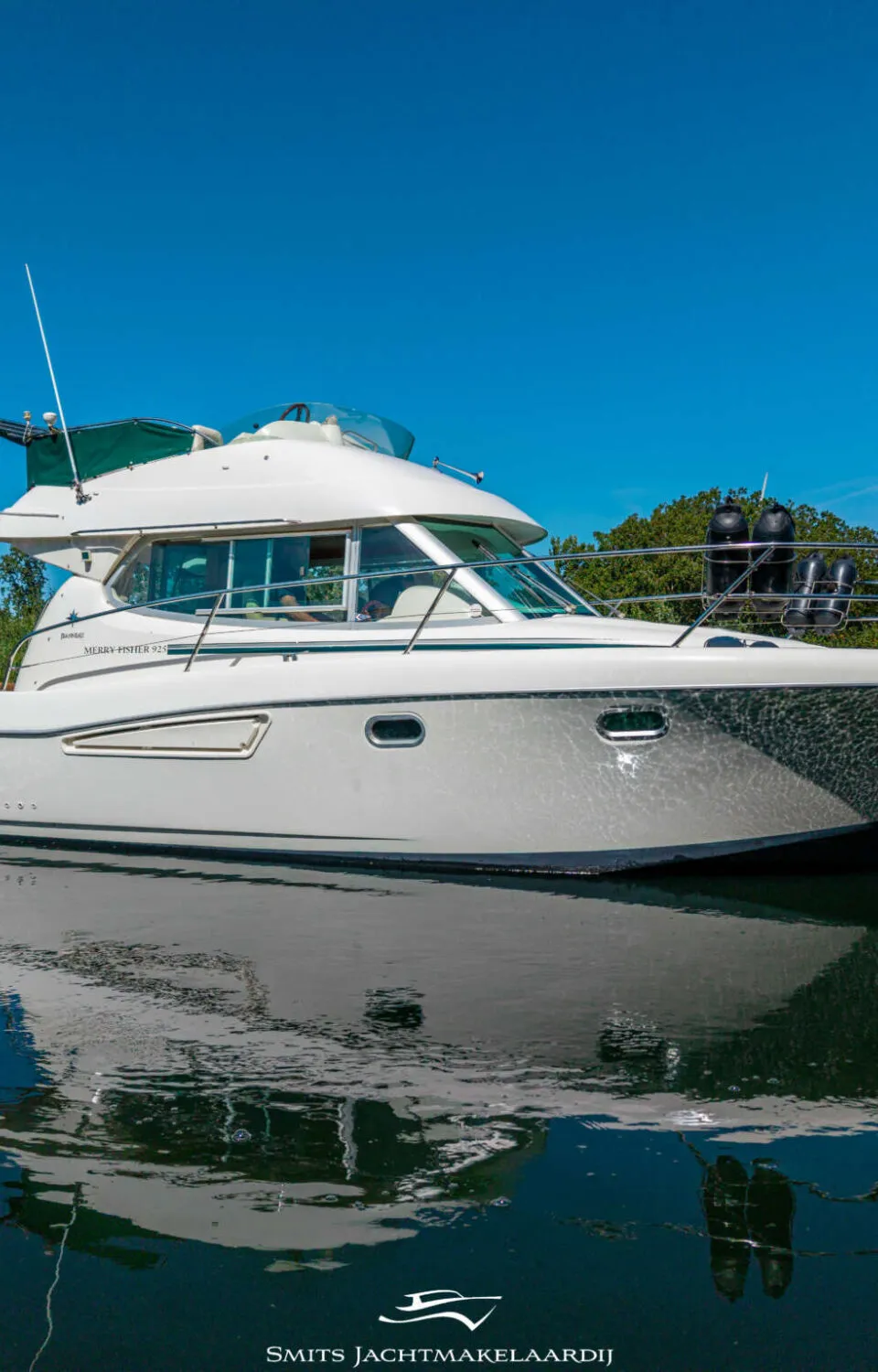 Jeanneau Merry Fisher 9.25 Flybridge 2006 – complete sportboot - Foto 1