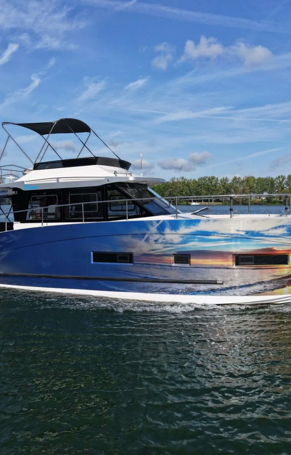 Cobra Yachts Futura 40 Grand Horizon 2020 – Flybridge Familiejacht - Foto 1