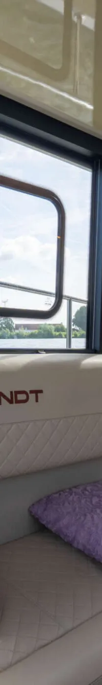 Cobra Yachts Futura 40 Grand Horizon 2020 – Flybridge Familiejacht - Foto 10