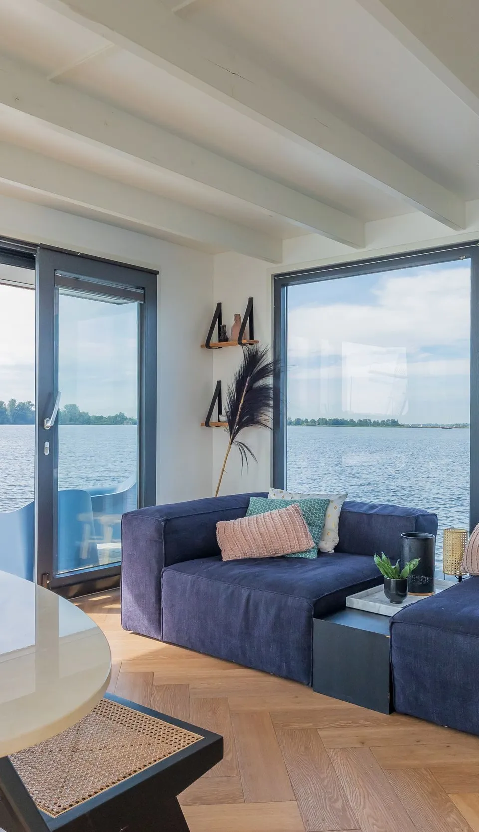 Surla Houseboat 15 2023 – Elektrisch varen met charterligplaats - Foto 3