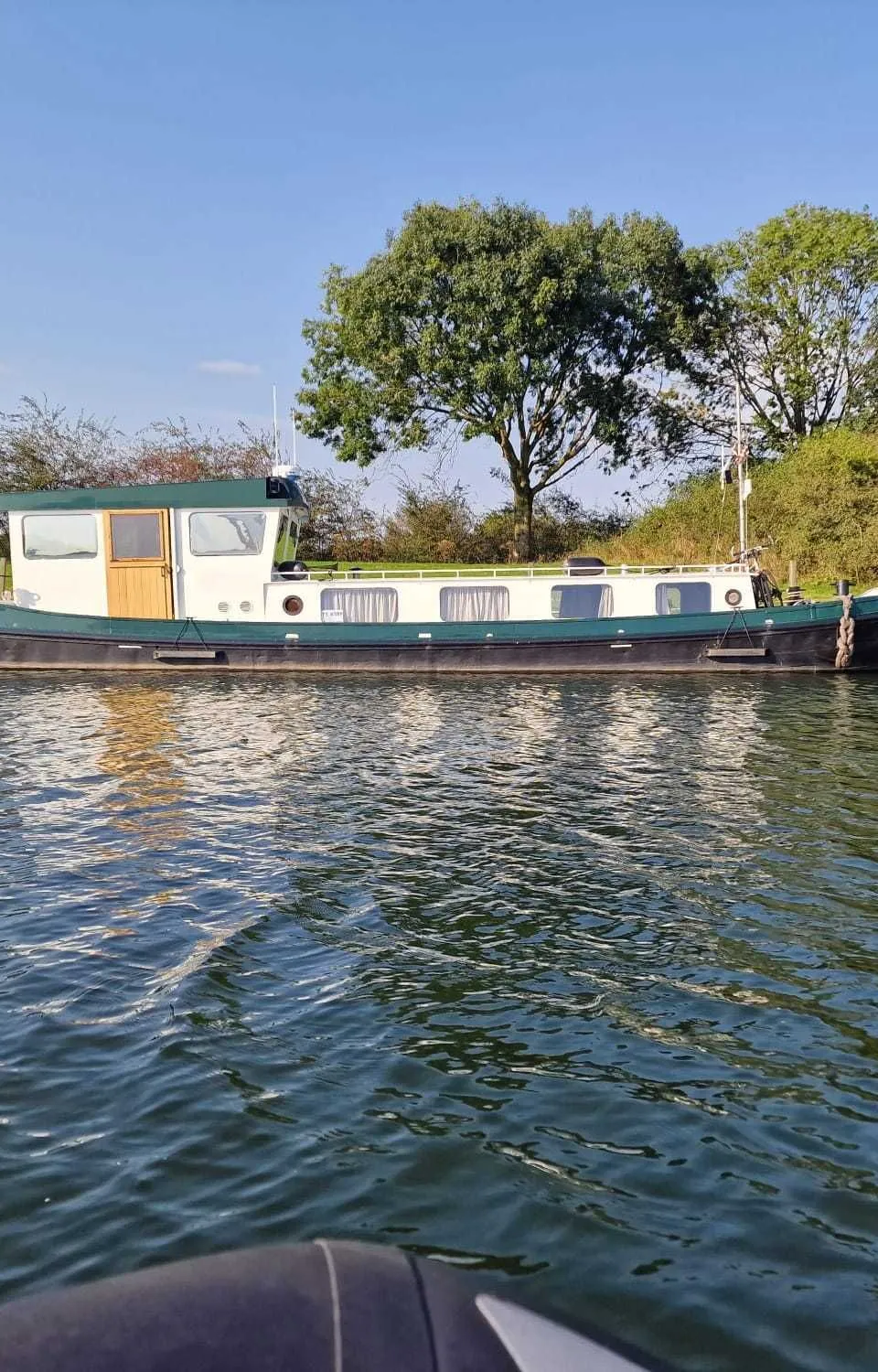 Luxe Motor Ex Beurtschip 1902 – Historisch woonschip met charme - Foto 3