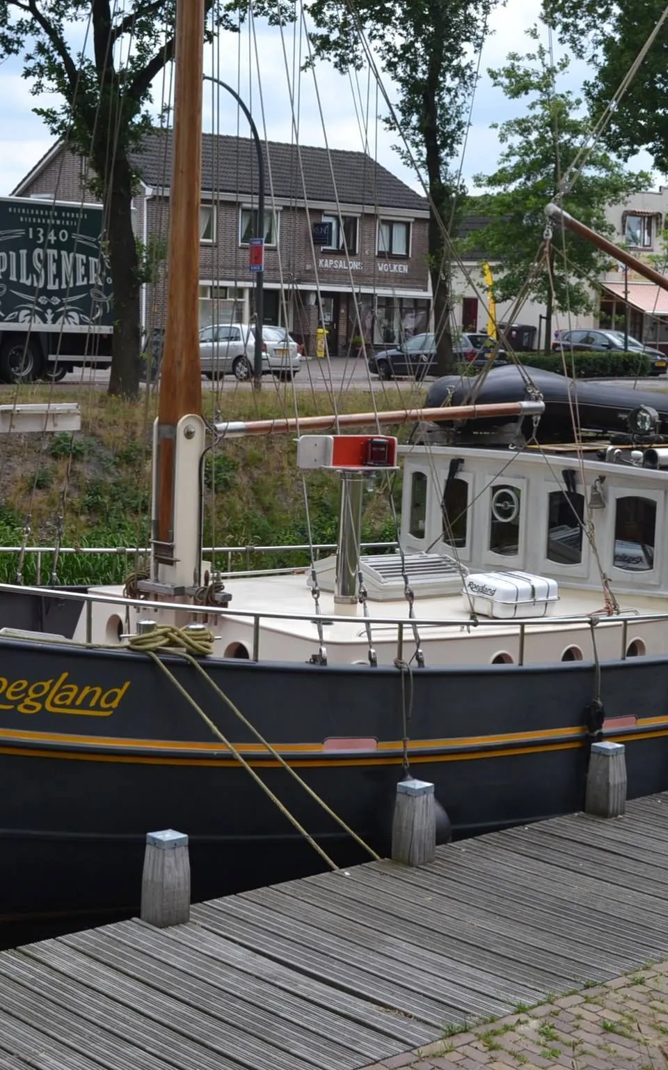 Bronsveen Januskotter 2006 – stalen zeilkotter met stabilisatie - Foto 2