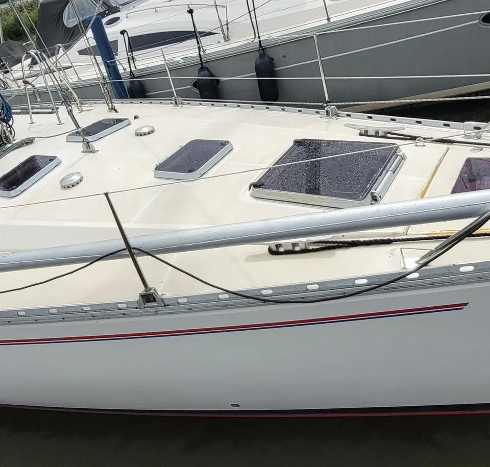 Jeanneau Sun Kiss 45 1985 – Oceaanwaardige driehutten cruiser - Foto 3