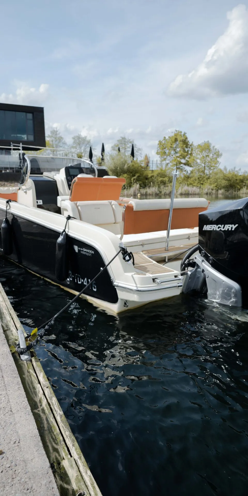 Invictus 240 FX – sportieve daycruiser met Mercury - Foto 2