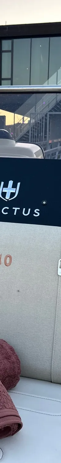 Invictus 240 FX – sportieve daycruiser met Mercury - Foto 14