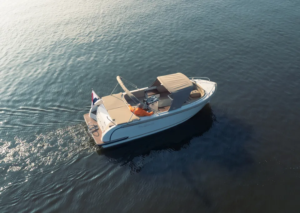 Lago Amore 633 Tender 2026 – Anniversary Limited Edition - Foto 1