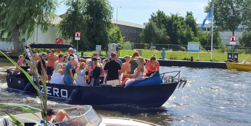Keyzer Koning Sloep 1980 – feestsloep met stoere uitstraling - Foto 1