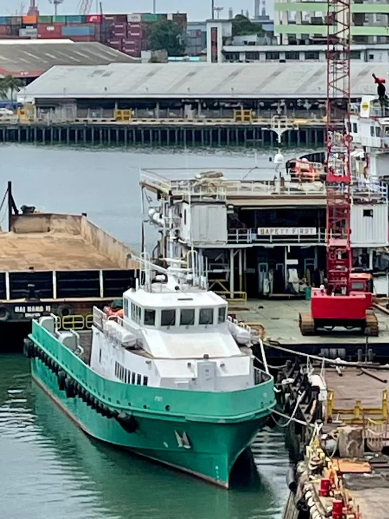 Hermes I Bow Fast Crew Boat 2015 – Nieuw, nooit gevaren - Foto 1