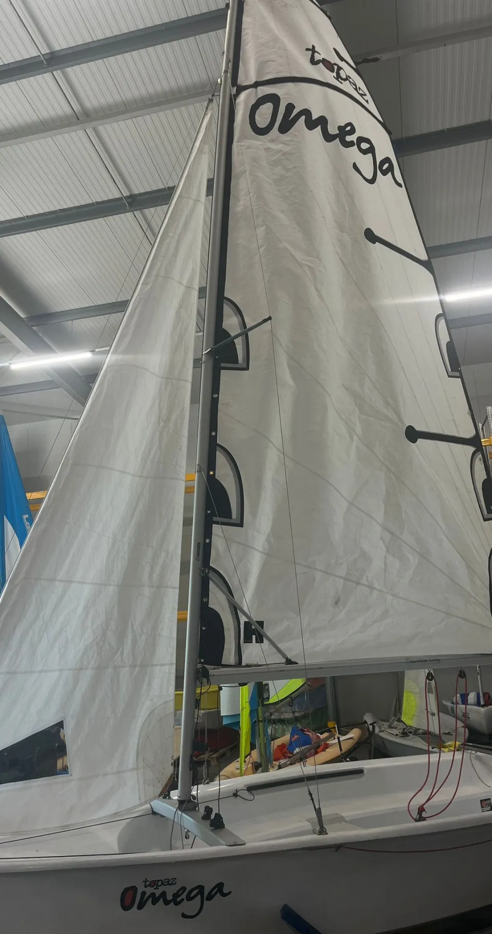 Topper Omega 2017 – Polyethyleen familiezeiler als opknapproject - Foto 1