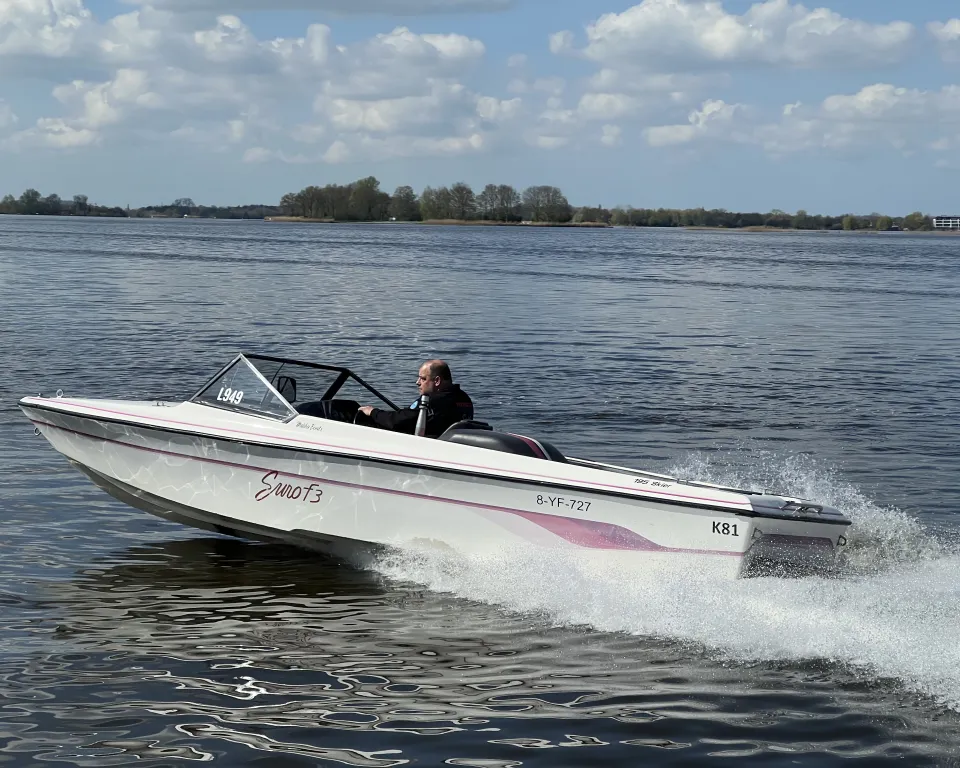 Malibu Euro F3 1996 – Waterski-boot V8 LPG/benzine - Foto 2
