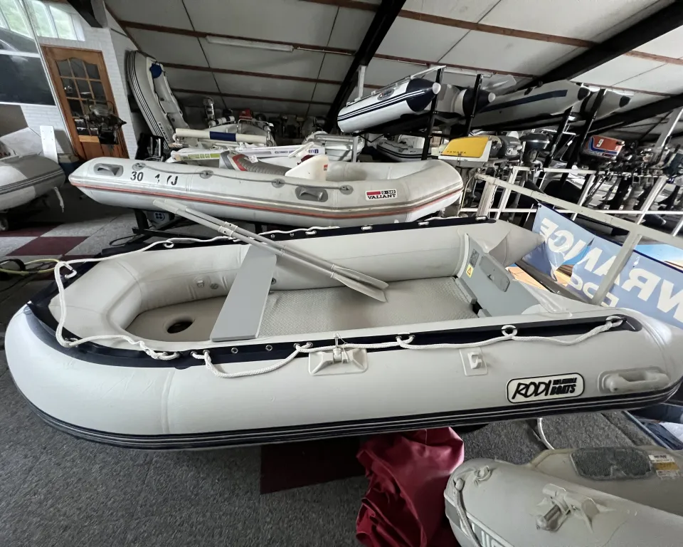 Rodi 320 rubberboot 2010 – compleet met accessoires - Foto 1